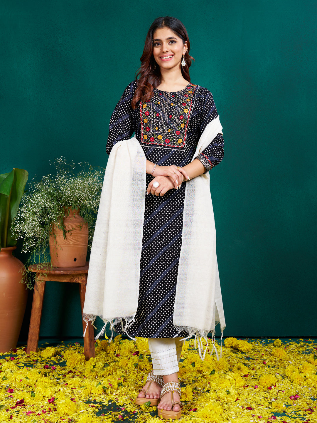 Dupatta Pant Set