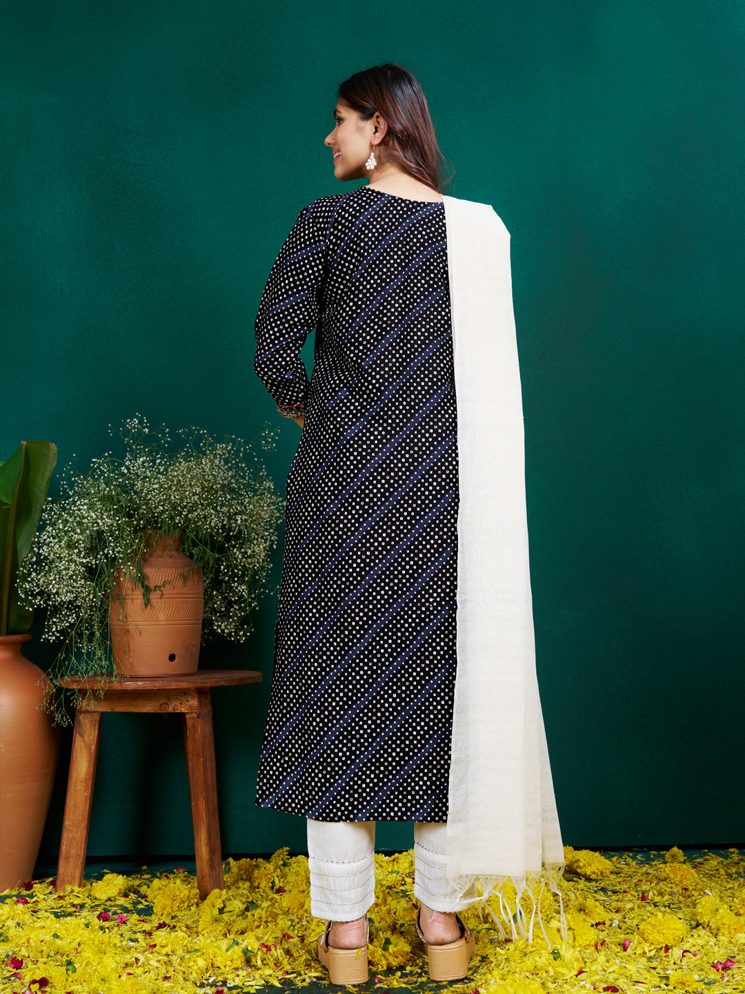 Dupatta Pant Set