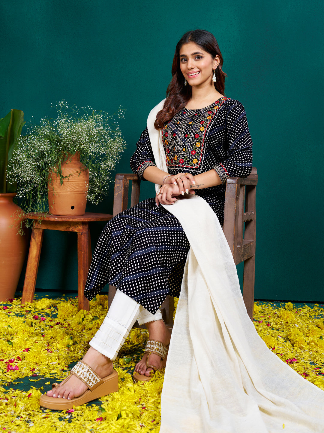 Dupatta Pant Set