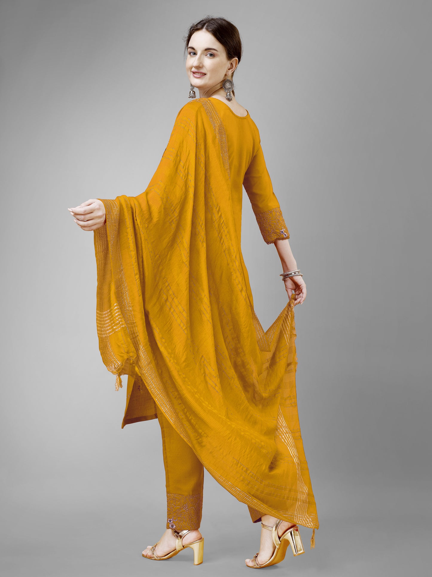 Dupatta Pant Set